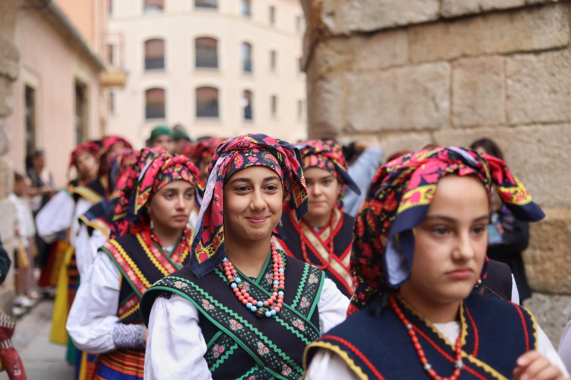 GALERÍA | Desfile de indumentaria tradicional de Zamora en San Pedro