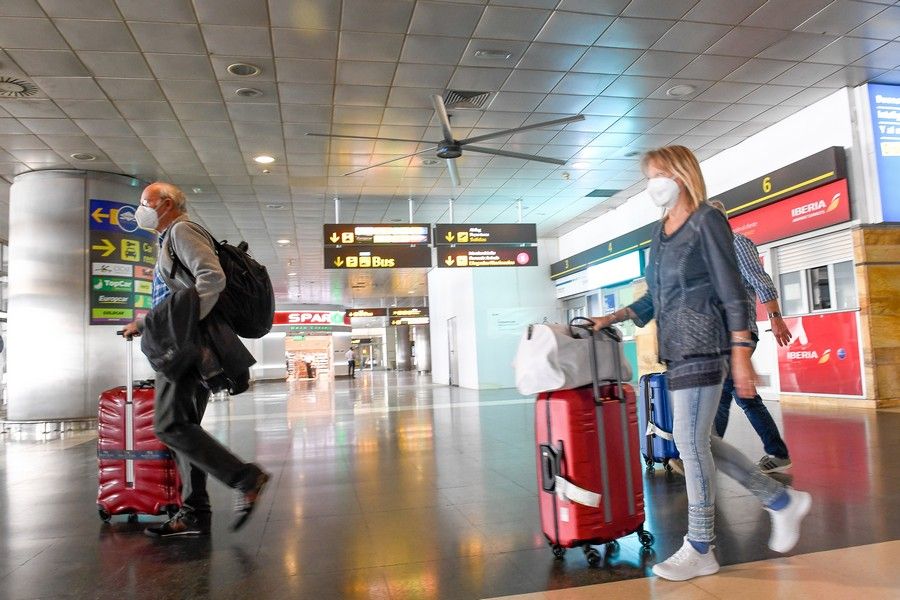 Pasajeros en el aeropuerto de Gran Canaria