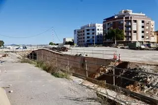 Obras de la carretera N-220 de acceso al aeropuerto en Manises en noviembre de 2025