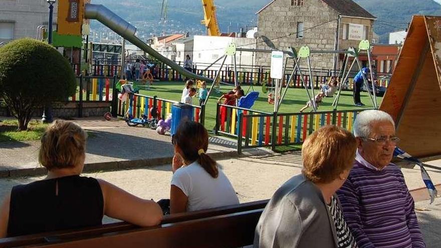 El parque infantil de la Alameda de Chapela. // FdV