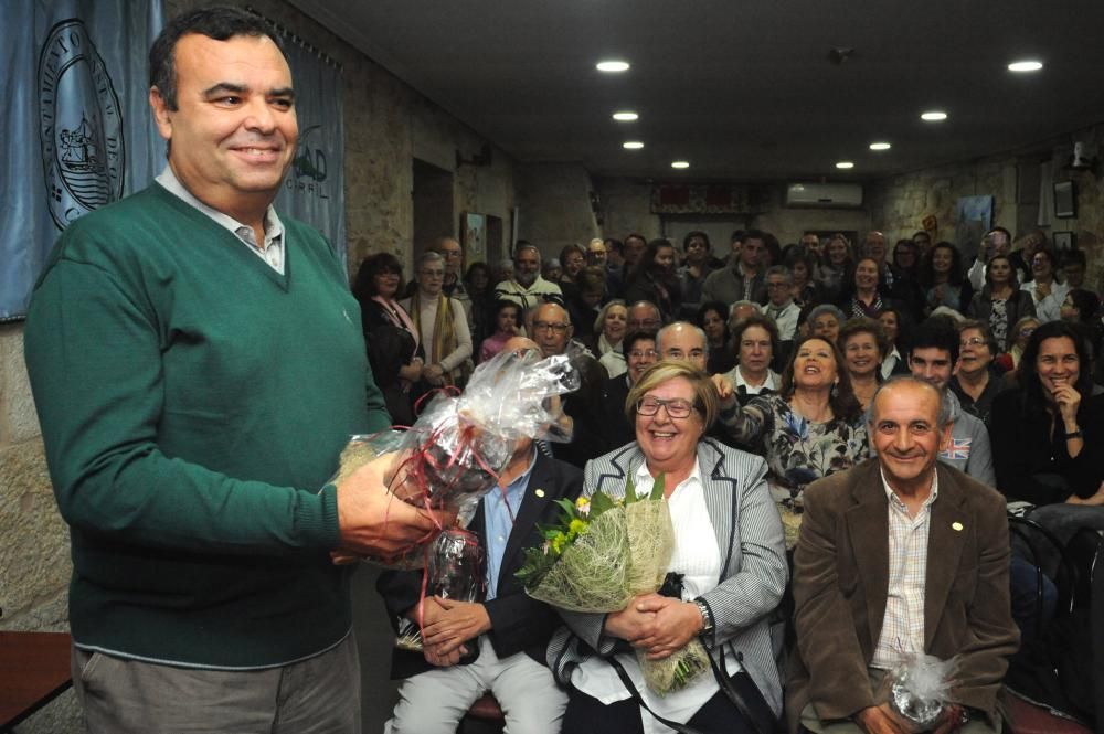 Cuatro décadas dedicadas a los alumnos de Carril