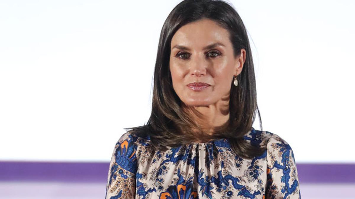 Letizia Ortiz con vestido estampado de Sandro