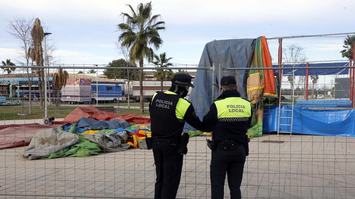 Los padres de Vera cargan contra Bielsa por tumbar la comisión de investigación del castillo hinchable en Mislata