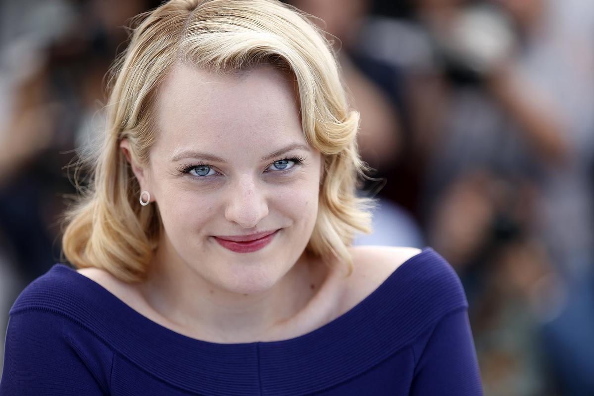 La actriz Elisabeth Moss, que tiene los derechos para llevar el libro a la pantalla.