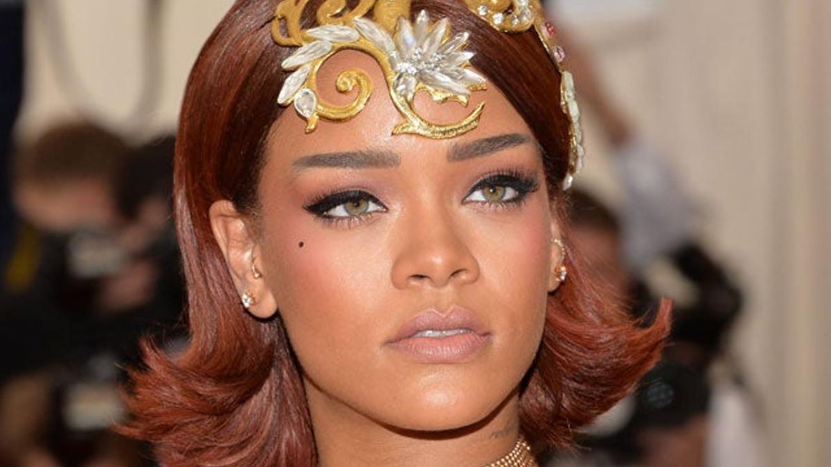 Rihanna protagoniza la campaña de Dior