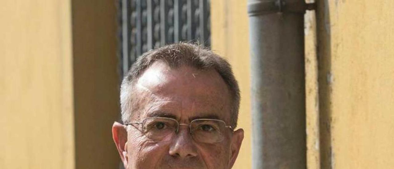 José Antonio López Cerezo, en el campus del Milán.