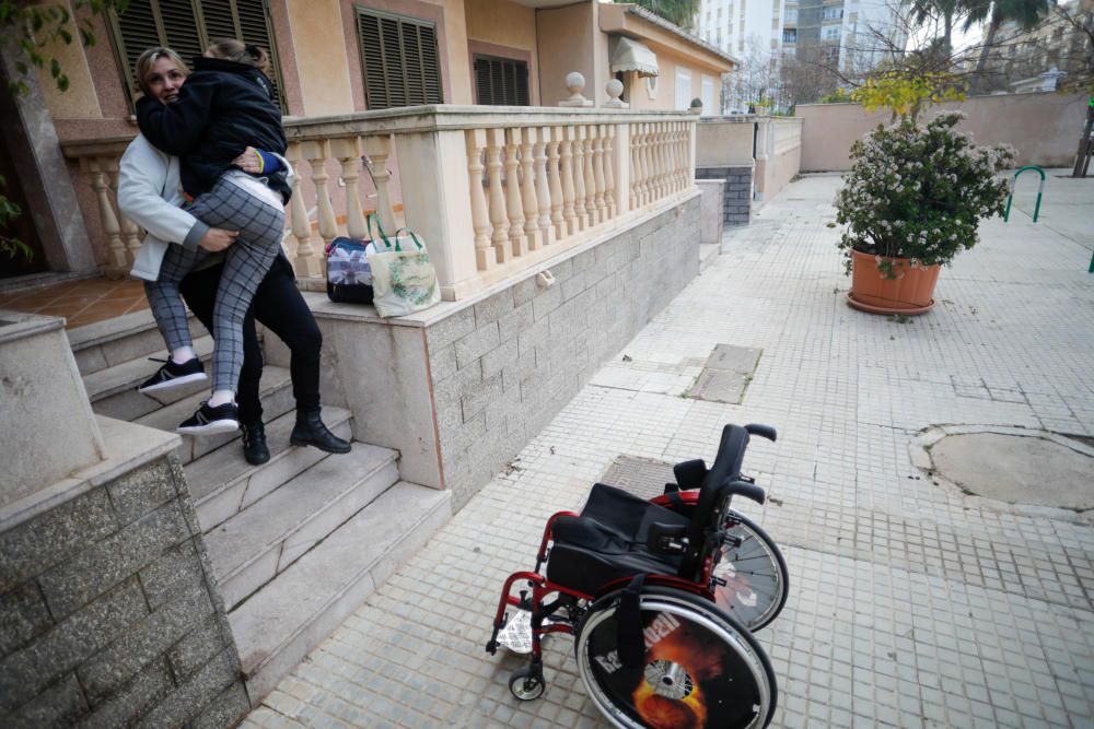 Petición al ayuntamiento de Palma: Desesperada por la rampa que no llega