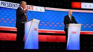 Vídeo | Trump se burla del desempeño de Biden en el debate y lo tacha de "montón de mierda"