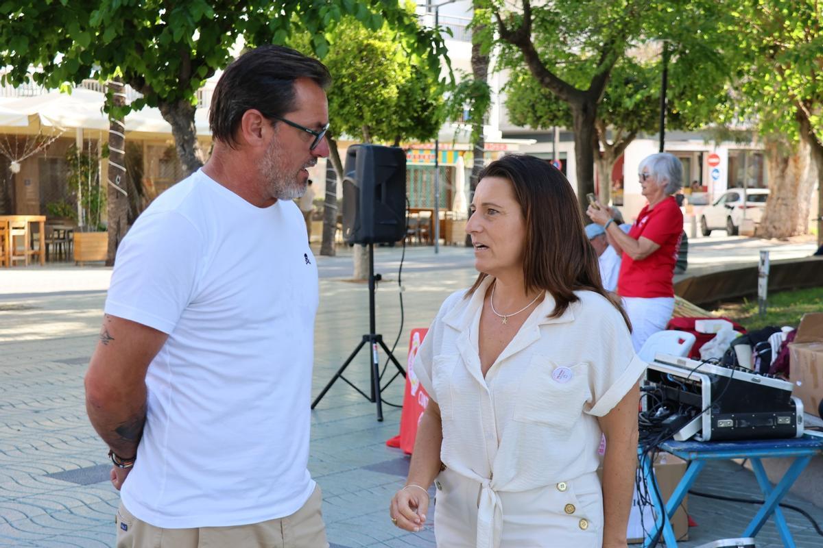 Todas las imágenes del Día Mundial sin Tabaco en Sant Antoni.