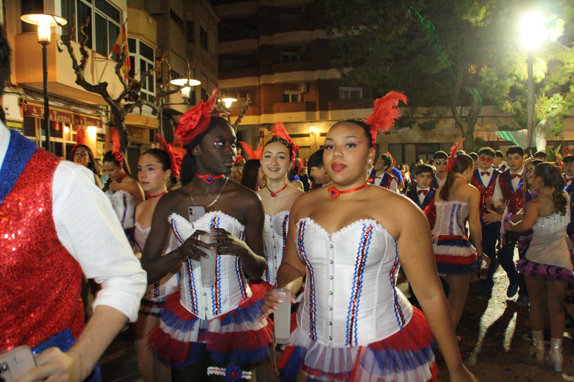 Macrogalería de fotos del segundo desfile del Carnaval de Vinaròs