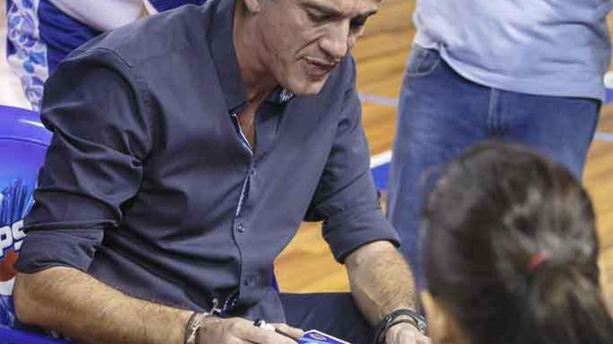 Gaby Carrasco, entrenador del CB Conquero de Huelva.