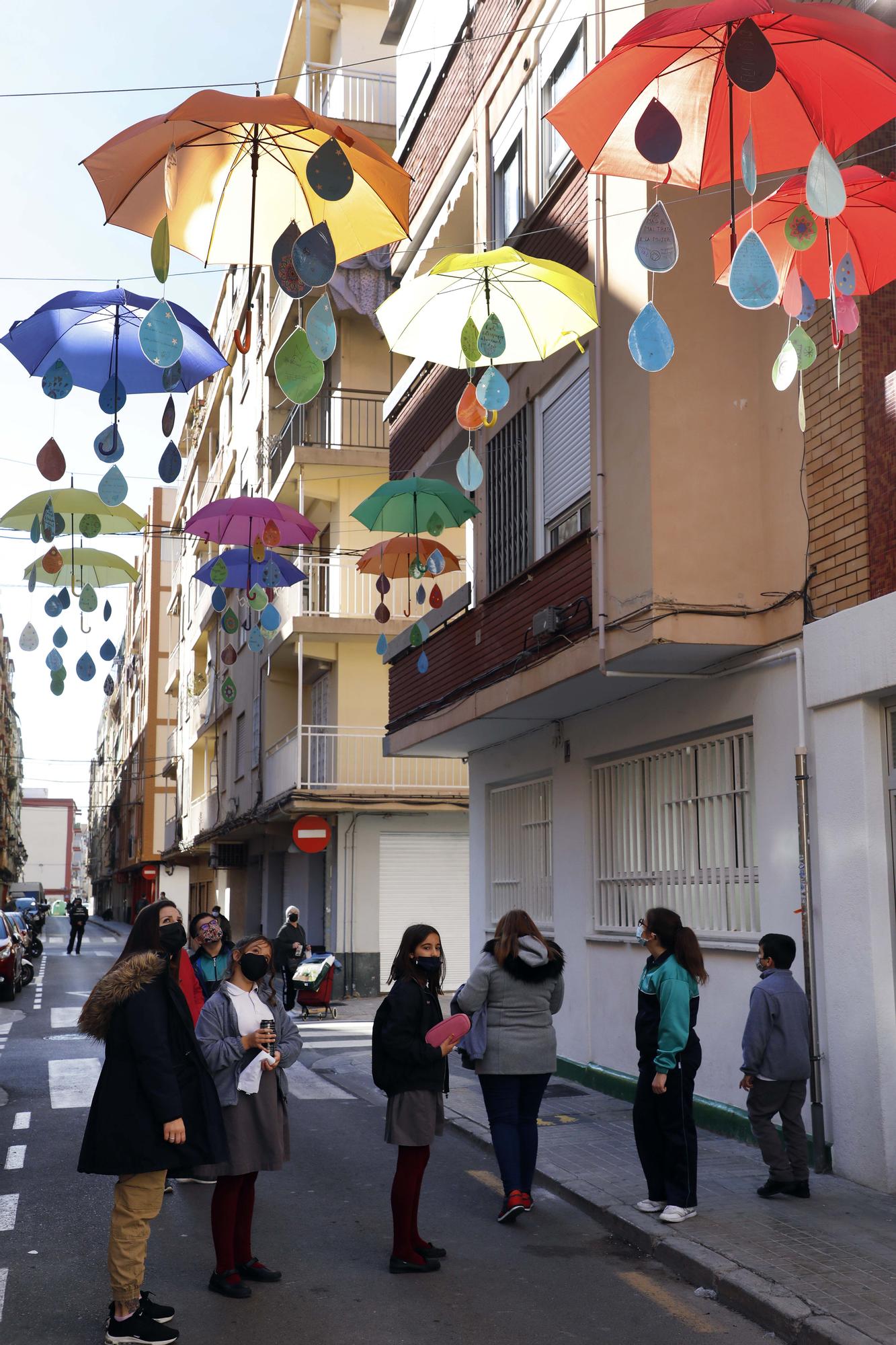 Pluja de desitjos pel Dia de la Pau