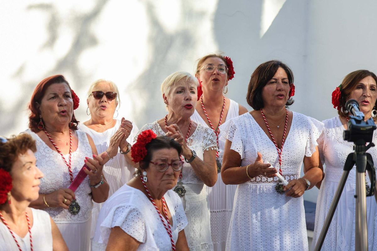 Fiestas de Cala Llonga