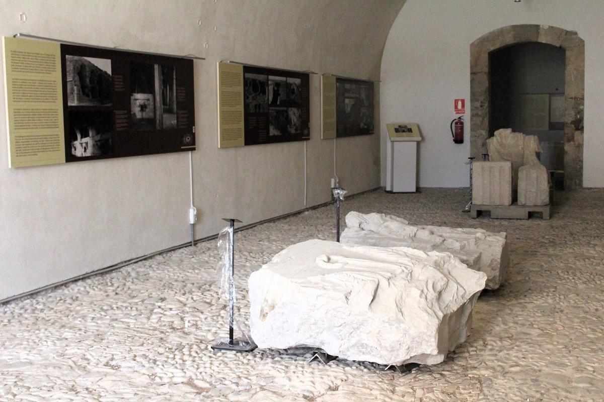 El muntatge de l'exposició està llest per a la seva inauguració