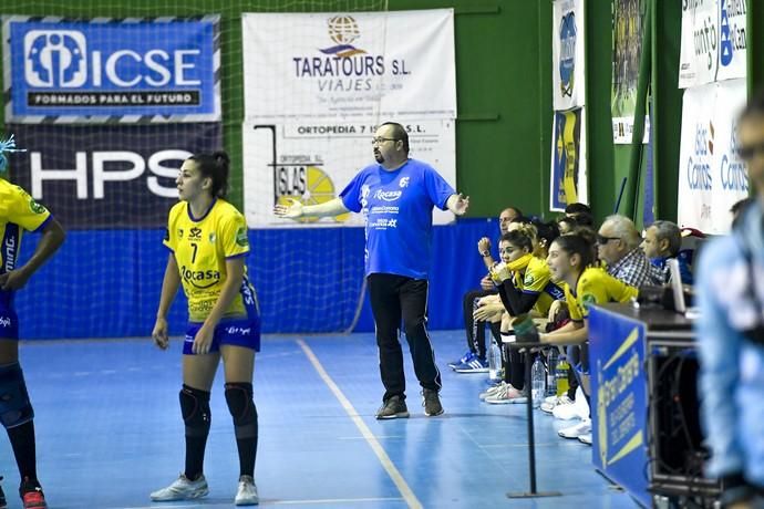 26-02-20 DEPORTES. PABELLON DE LAS REMUDAS. BARRIO DE LAS REMUDAS. TELDE. Partido de balonmano femenino entre el Remudas Rocasa y el Guardés disputado en Pabelloon Antonio Moreno del barrio teldense de Las Remudas.    Fotos: Juan Castro.  | 26/02/2020 | Fotógrafo: Juan Carlos Castro