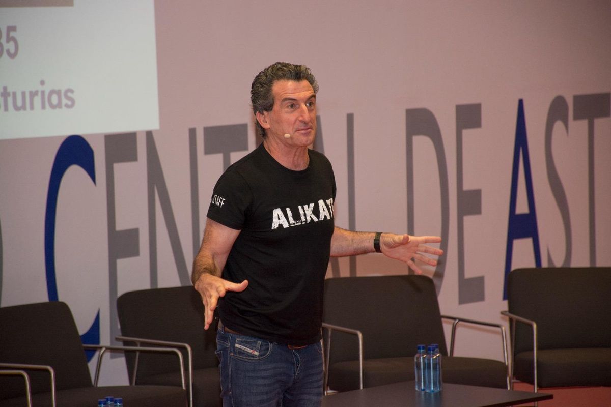 Luis Zahera, en el HUCA.