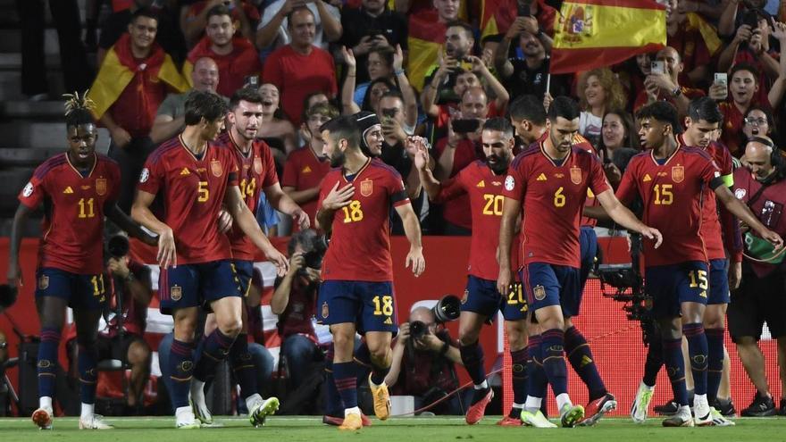 El futbol goleja el cas Rubiales... a la bacanal d&#039;Espanya contra Xipre (6-0)