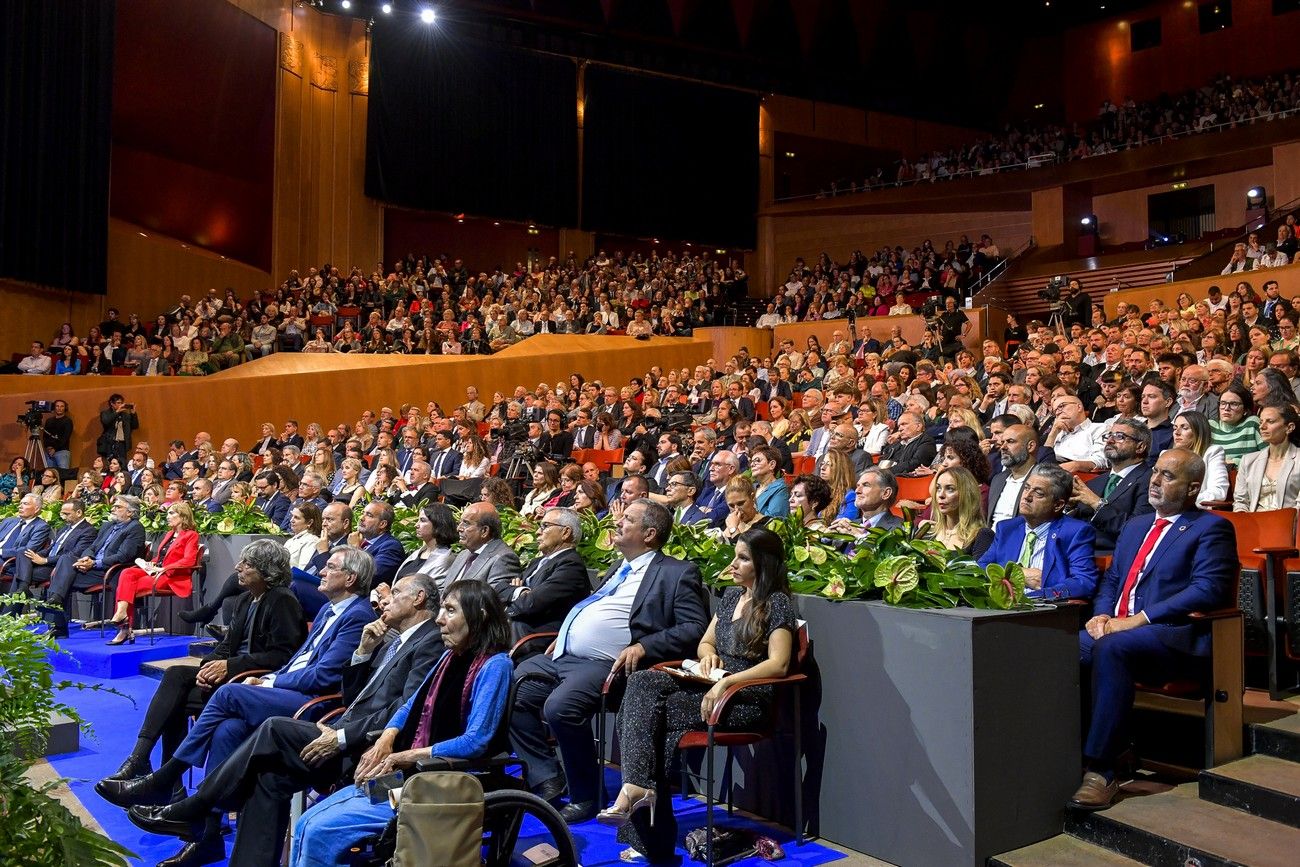 Entrega de Honores y Distinciones del Cabildo de Gran Canaria en su 110 aniversario