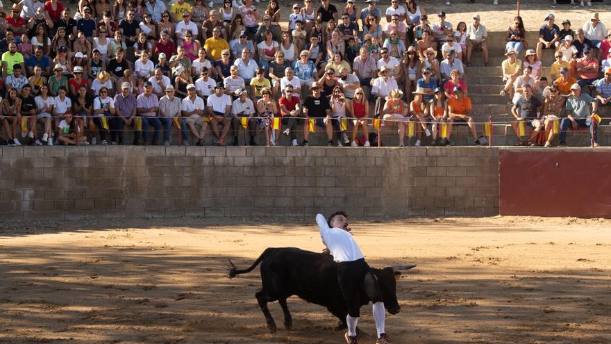 GALERÍA | Impresionante exhibición de cortes en Coreses