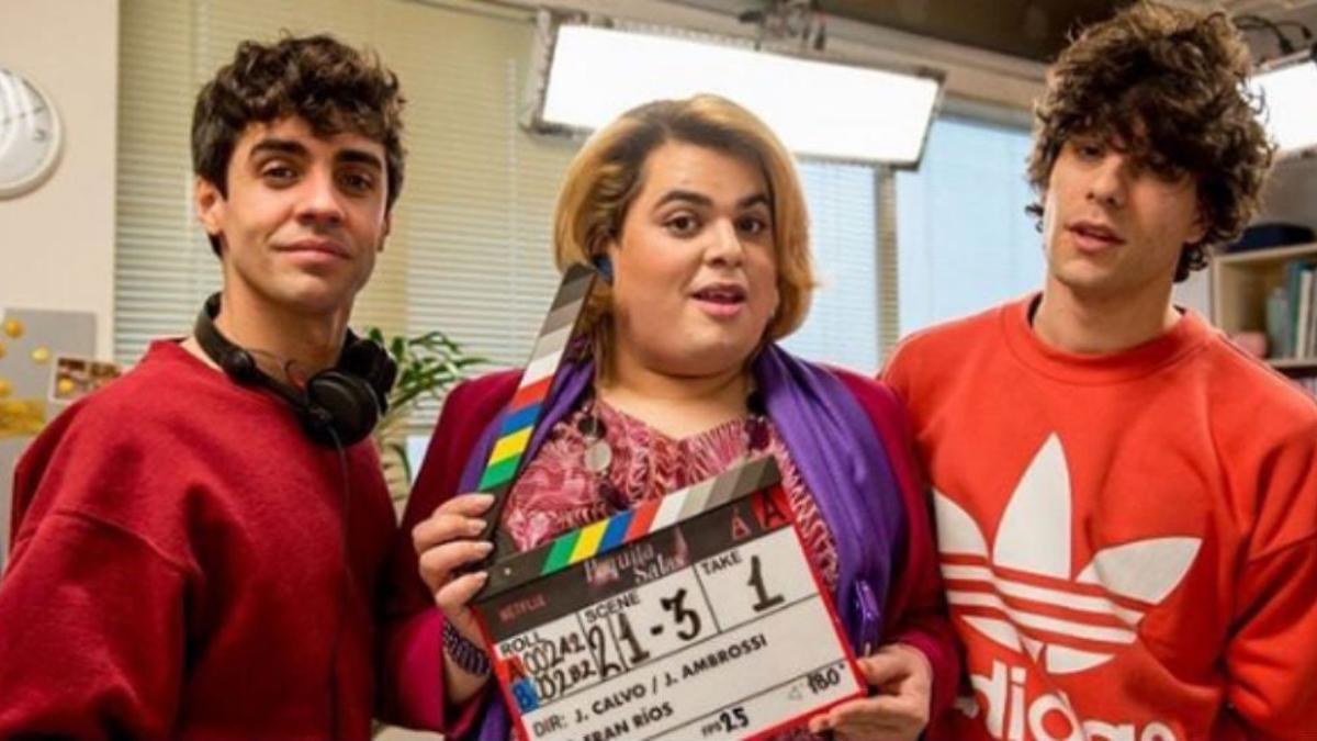 Los Javis y Paquita Salas