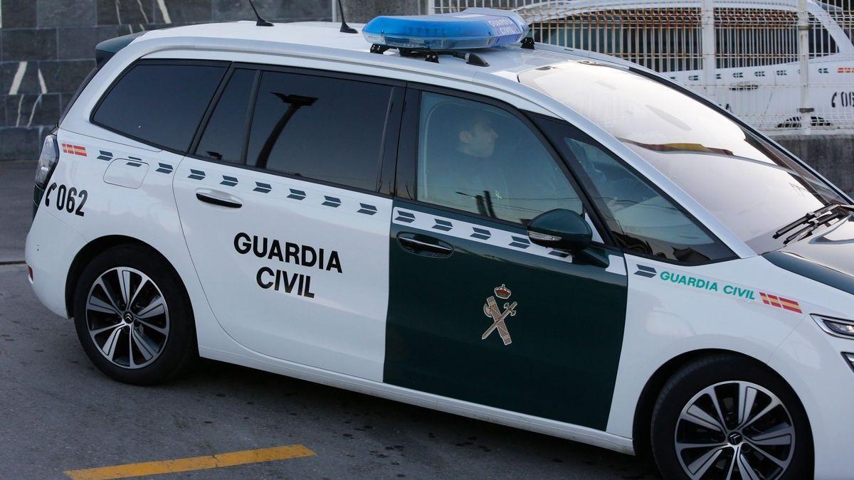 Vehículo de la Guardia Civil.