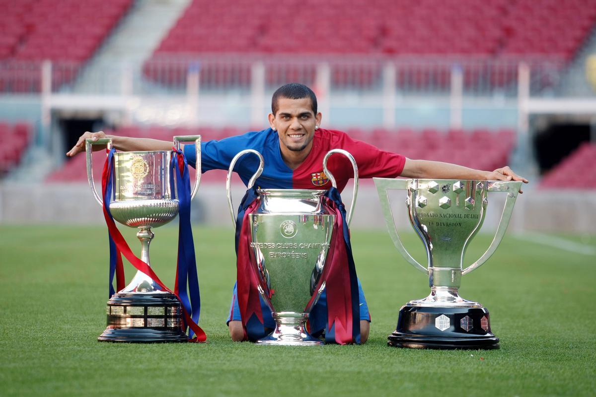 Dani Alves, 43 títulos Dani Alves, 43 títulos