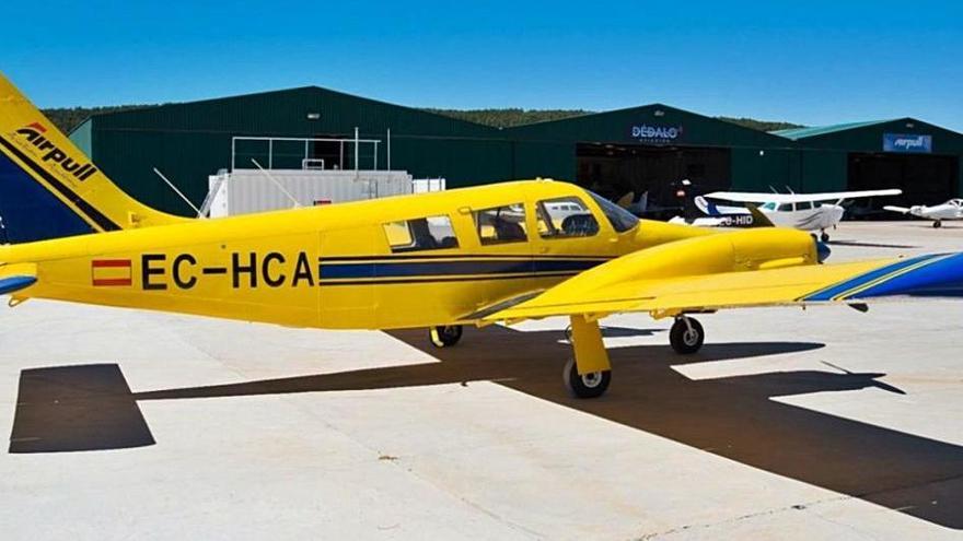 Imagen de la avioneta desaparecida tomada en el aeródromo de Requena en julio de 2017.