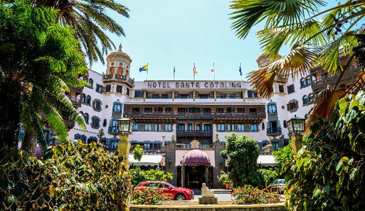 Fachada del hotel Santa Catalina, en la capital grancanaria.