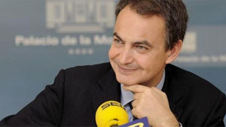 Zapatero censura la intimidación del PP a Garzón