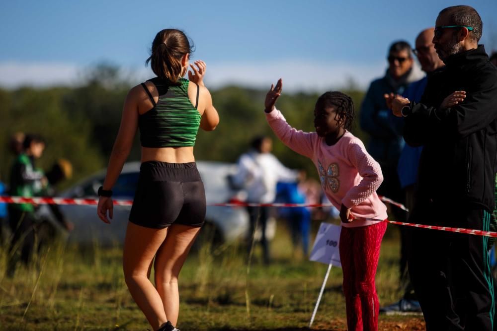 El circuito de cross de Buscastell acogió este sábado la primera prueba de campo a través de la temporada en Ibiza para categorías inferiores