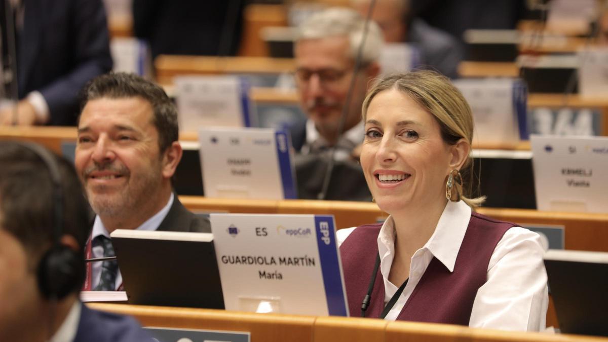 La presidenta de la Junta, María Guardiola, en el comité de las regiones.
