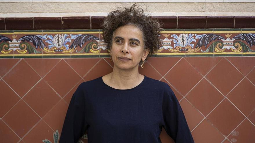 Adania Shibli, autora palestina: &quot;Si no te consideran humana, es imposible que te consideren escritora&quot;
