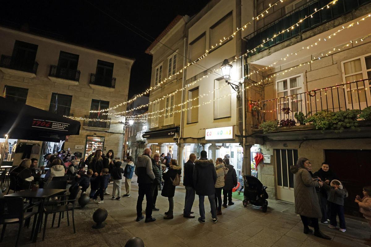 Baiona enciende sus luces de Navidad Baiona enciende sus luces de Navidad