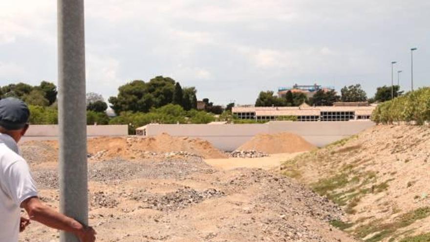 Terrenos en los que se ampliará el cementerio.