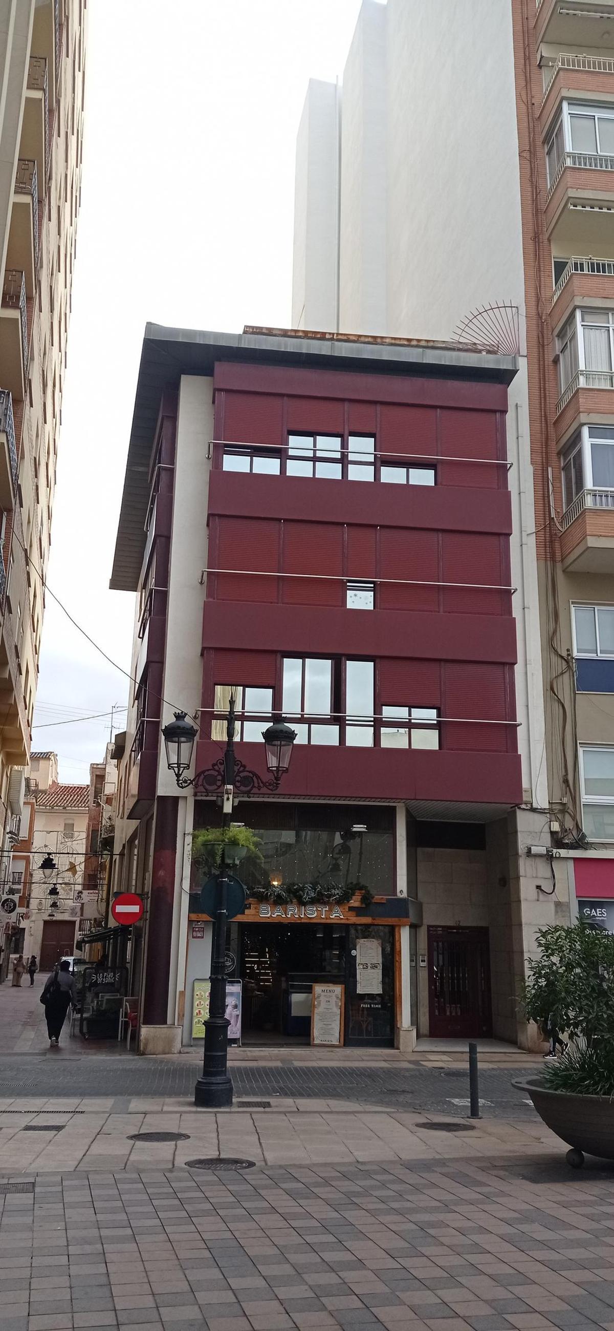 Edificio que albergará la Casa de la Familia de Castelló.