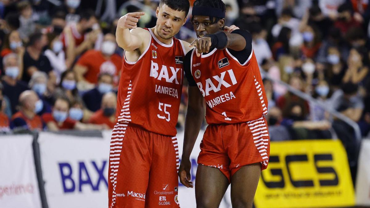 Dani Pérez i Sylvain ja apunten cap a Granada, on esperen seguir dirigint el Baxi pel bon camí | J. ALBERCH/ACB PHOTO