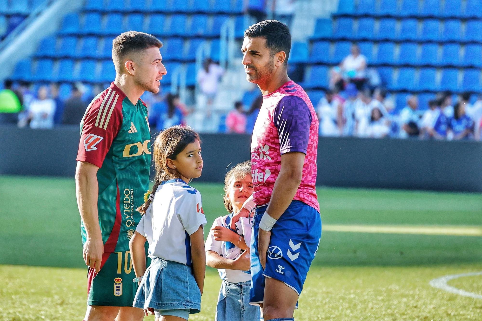 CD Tenerife-Real Oviedo, en imágenes