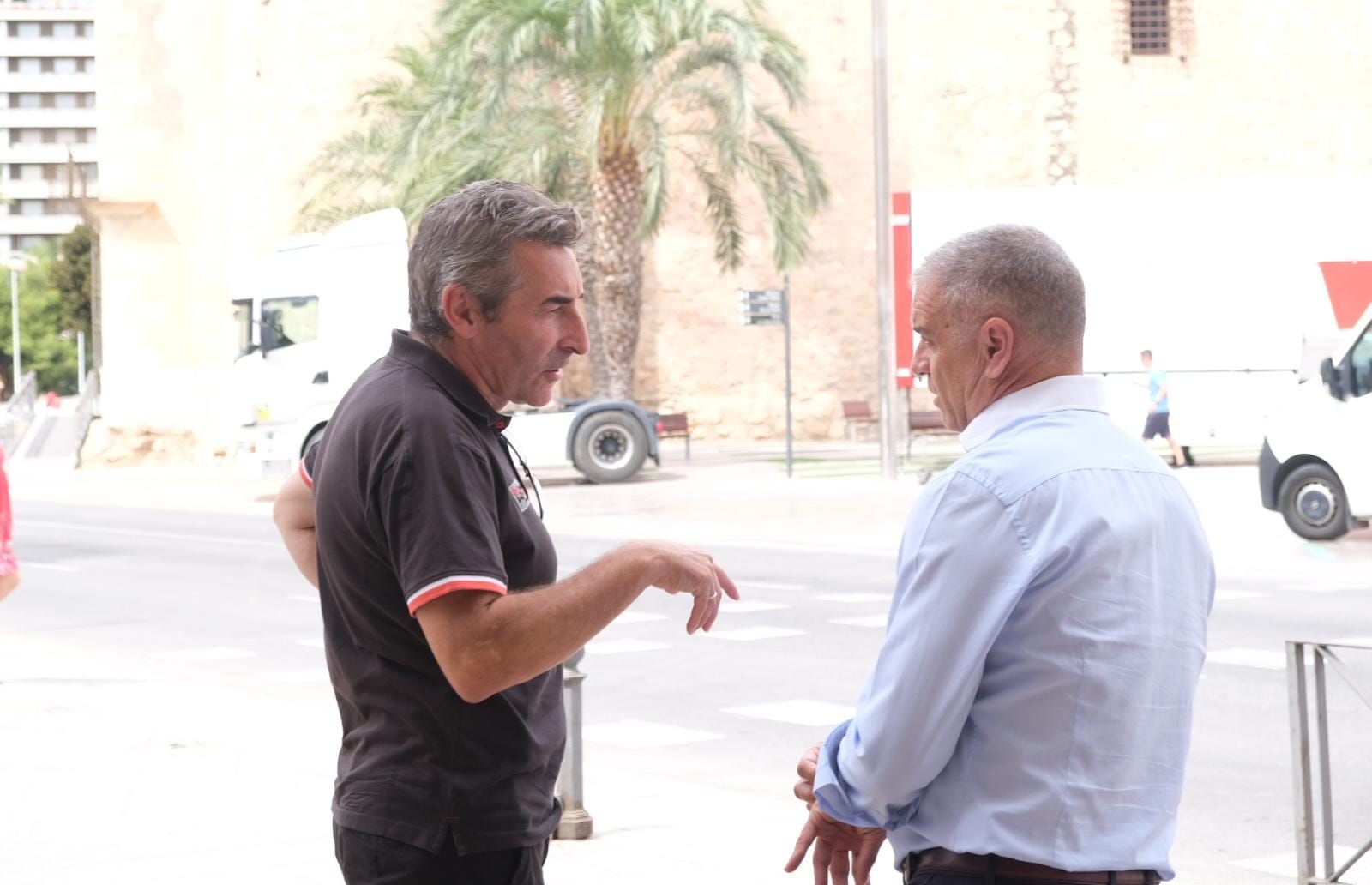 Los equipos de La Vuelta ya están en Elche