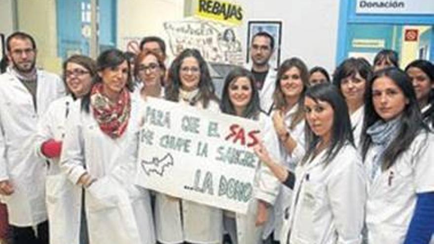 Los residentes donan sangre contra los recortes