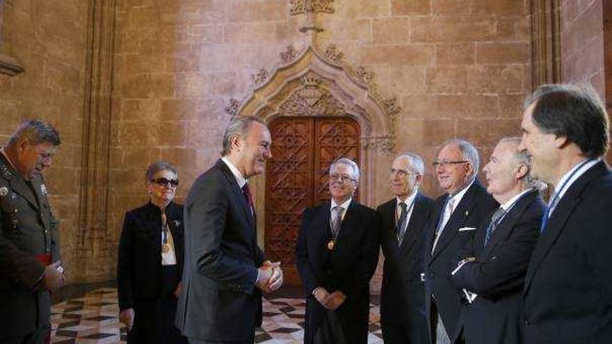 El PP abre la puerta a reconocer los títulos de valenciano de la RACV y Lo Rat Penat