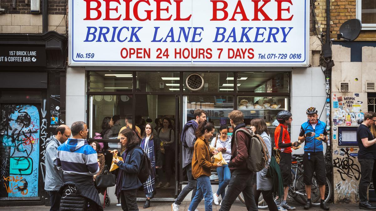 Los 'beigels' más famosos de Londres se comen en este pequeño local de Brick Lane