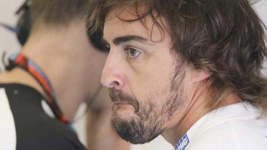 Expresión de perplejidad de Alonso, hoy en Spa.