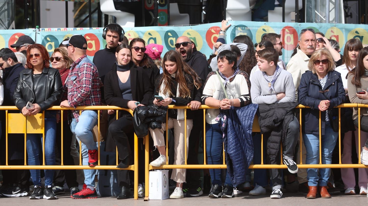 Búscate en la mascletà del 2 de marzo