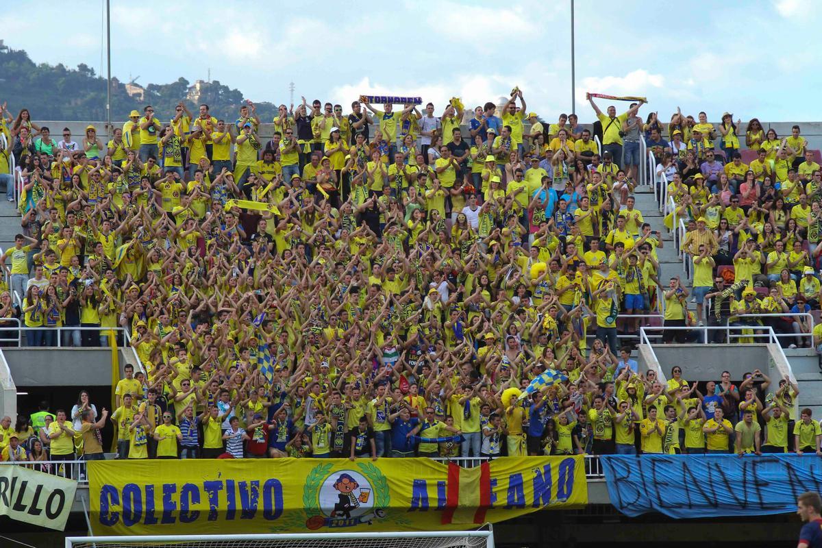 La afición del Villarreal se movilizó en un viaje sin precedentes.