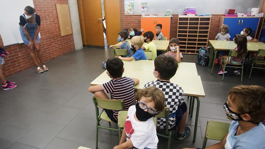 Alumnes en una escola de Girona