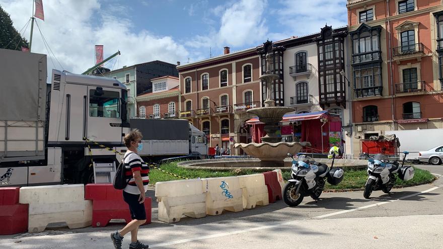 El ferial de San Agustín se extiende a la plaza de Pedro Menéndez