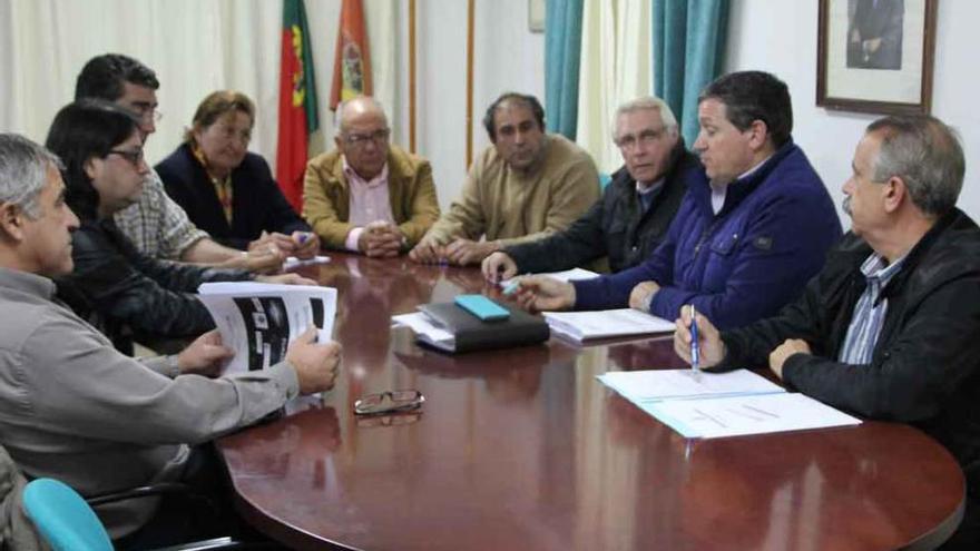 Reunión de la mancomunidad celebrada el martes en Alcañices.