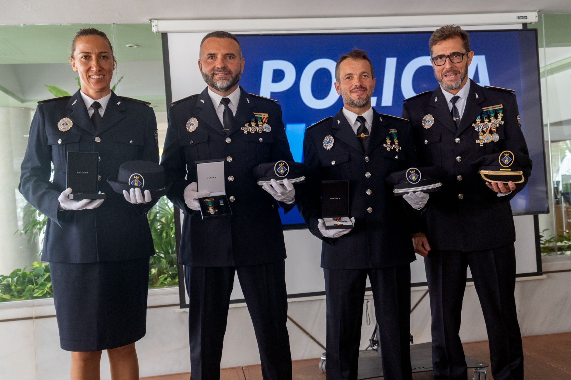 Así ha sido la entrega de medallas para premiar la labor de tres policías de Formentera