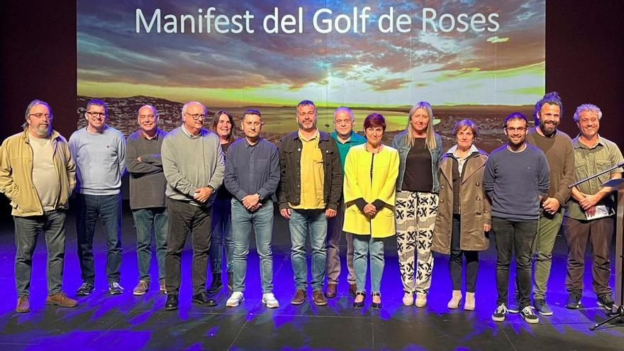 La presentació del documental «Un silenci blau» mobilitza la societat del golf de Roses