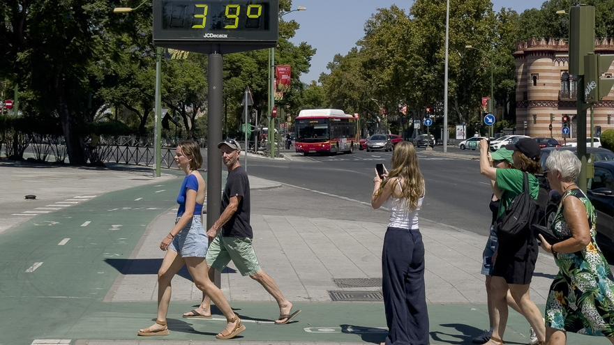 Este viernes, tiempo estable y chubascos y tormentas en el tercio oriental de la península